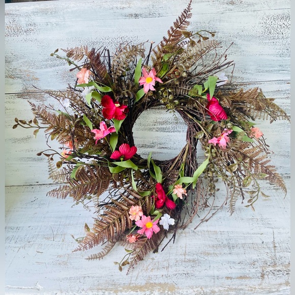 Pink Gardenia Wreath, 24” - Picture 9 of 12